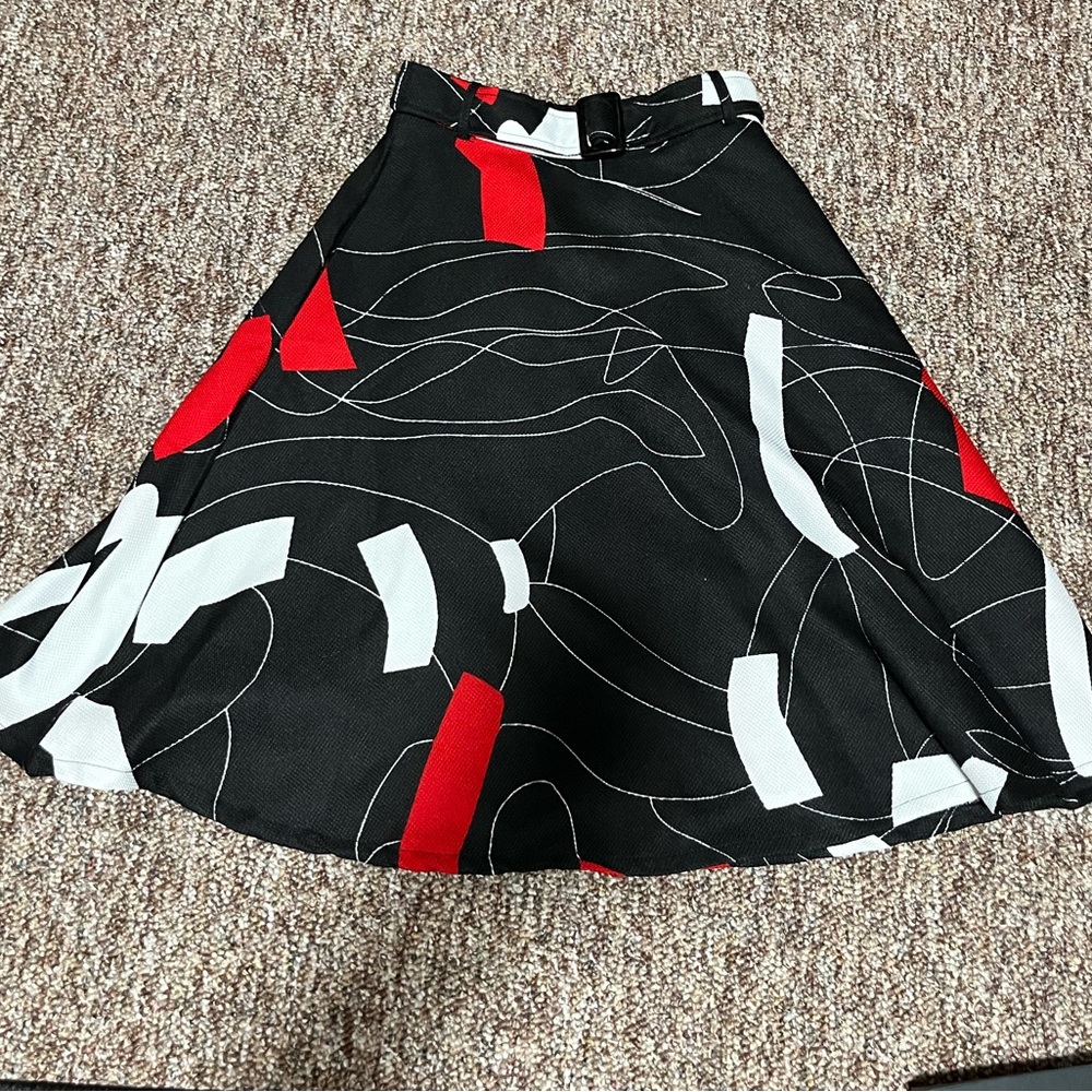 Full Circle Poodle skirt